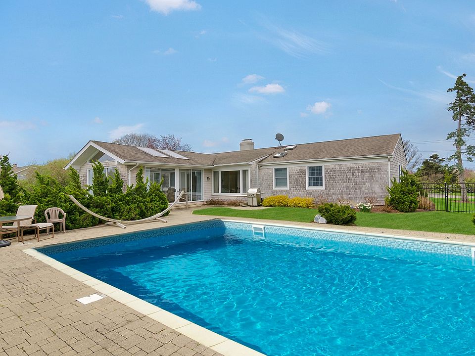 1st image of 62 Bayfield Ln