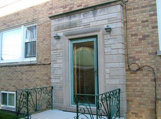 6240 W Irving Park Rd #1S, Chicago, IL 60634