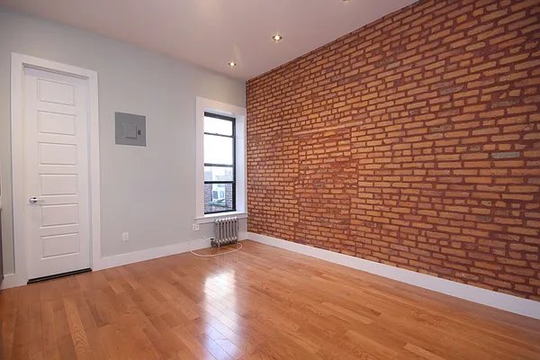 Rented by Nooklyn NYC LLC | media 11