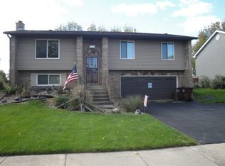 19764 S Glasgow Dr, Frankfort, IL 60423