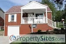 805 Pinecrest Dr photo 1