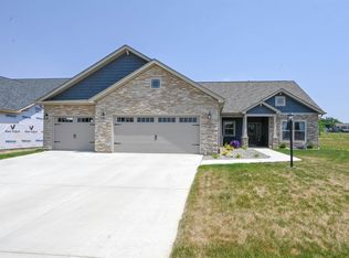 2086 Maple Leaf Dr, Kokomo, IN 46902