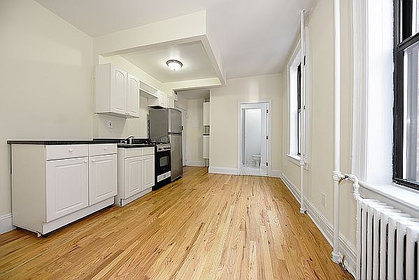 1st image of 195 Bleecker St #7