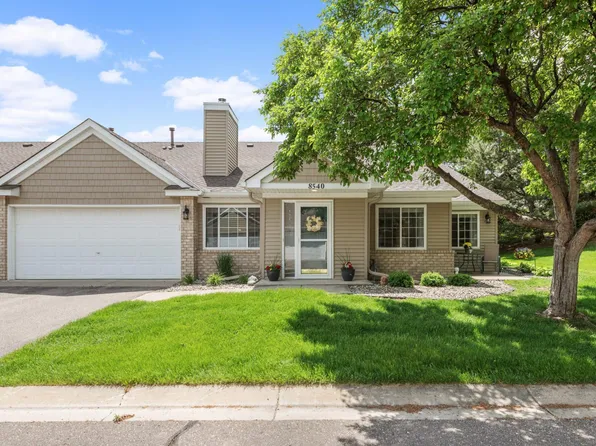 8540 Mayfield Ct, Chanhassen, MN 55317