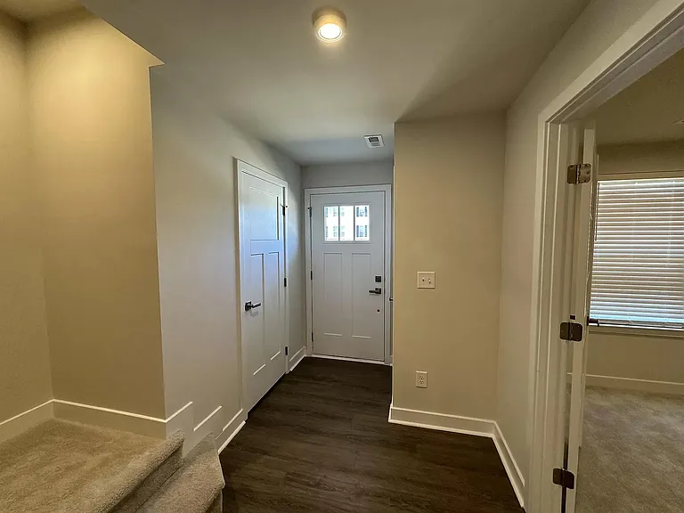 1st floor entrance