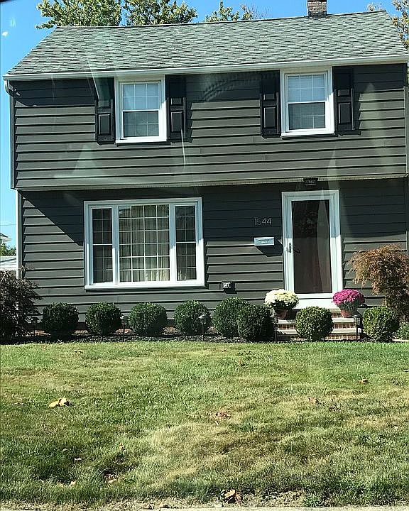 1st image of 1544 Parker Dr
