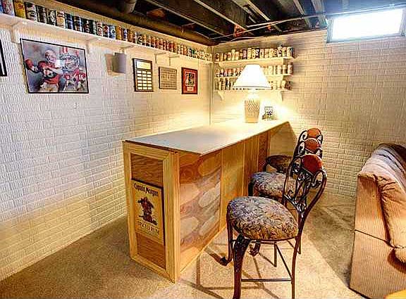 5th image of 7052 Joannes Way