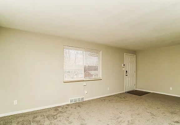 4th image of 277 Bramble St