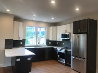 2904 SE 57th Ave #B, Portland, OR 97206