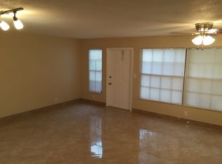 3951 NW 94th Ter, Sunrise, FL 33351