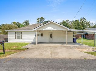 116 N Lightner Ave, Iowa, LA 70647