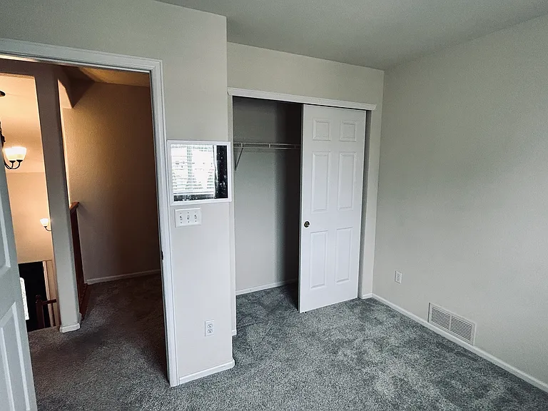 4535 W 63rd Pl — Photo 6