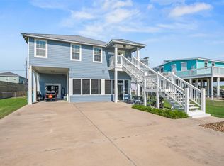 95 Orleans St, Matagorda, TX 77457