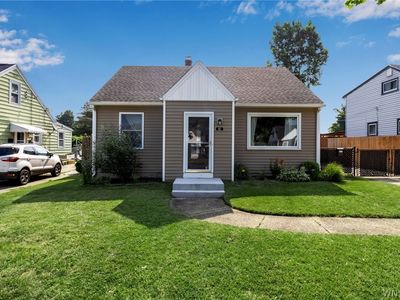 41 Carol Dr, Cheektowaga, NY, 14215