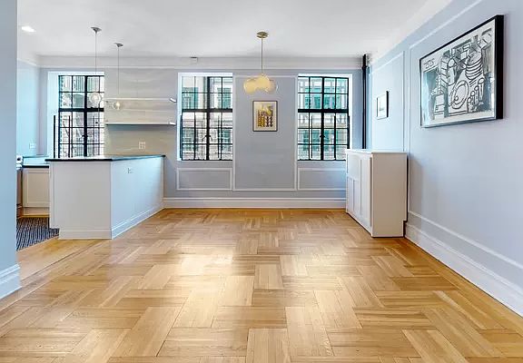 3rd image of 116 Pinehurst Ave #51C