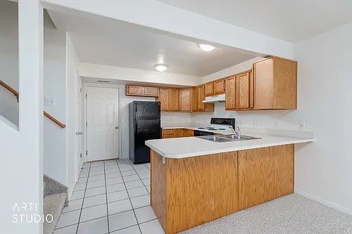 4823 Old Post Rd #9 Photo 1