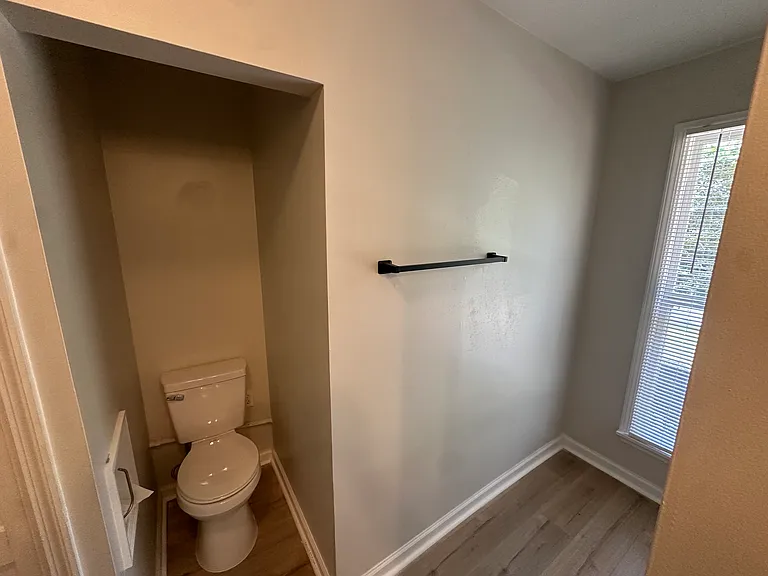 9506 Fuller Rd — Photo 25