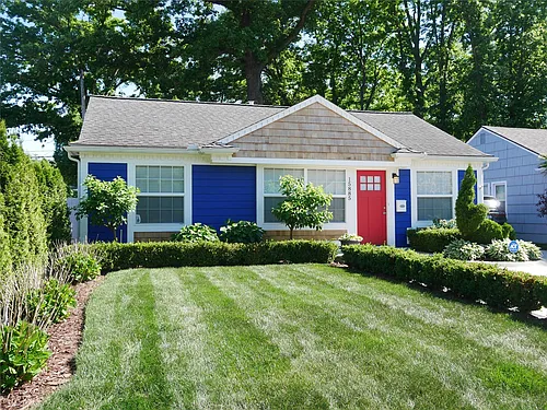 15885 W Forteen Mile Rd Photo 1