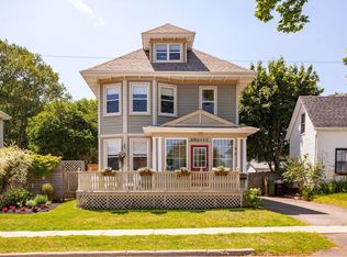 95 Edward St, Charlottetown, PE C1A5E3
