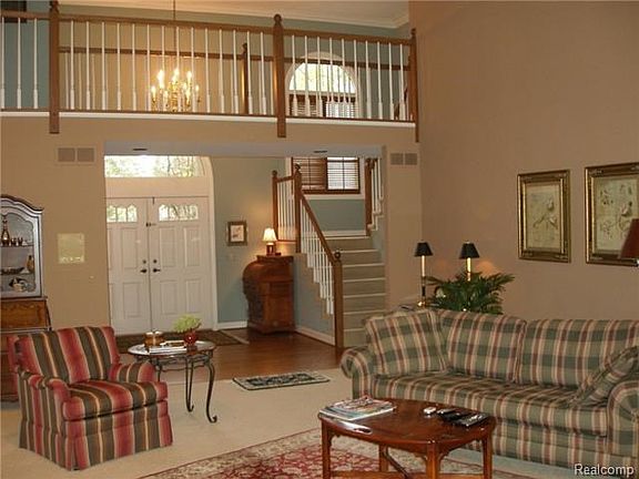 Great Room with Gallery