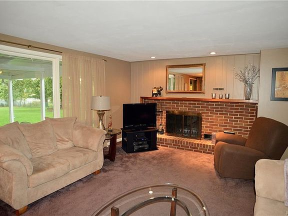 2nd image of 5080 Ledge Ln