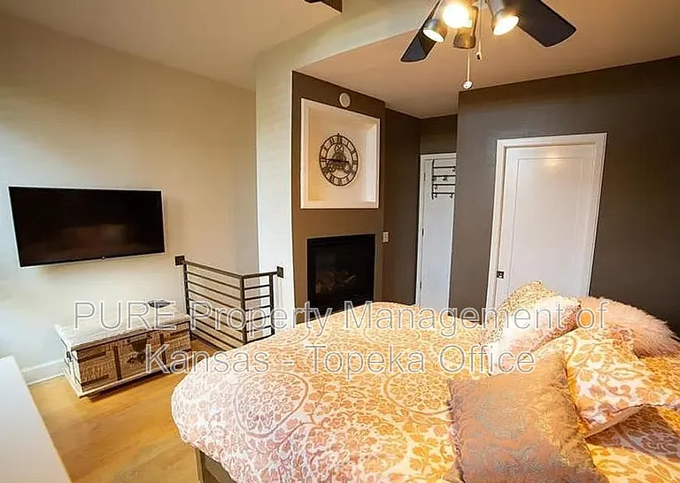 4540 Nichols Rd — Photo 21