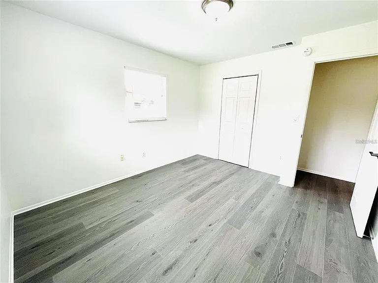 1509 Phyllis St — Photo 10