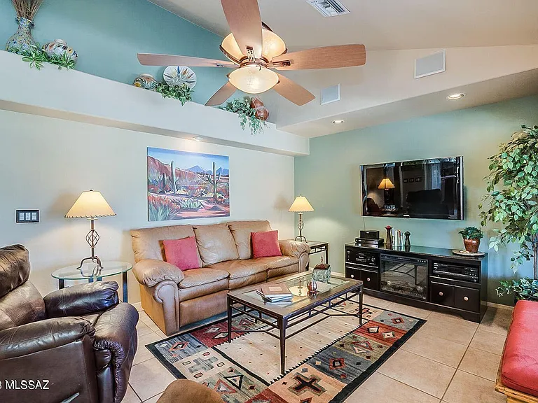 10769 N Eagle Eye Pl — Photo 7