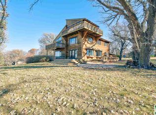25601 169th St, Spirit Lake, IA 51360