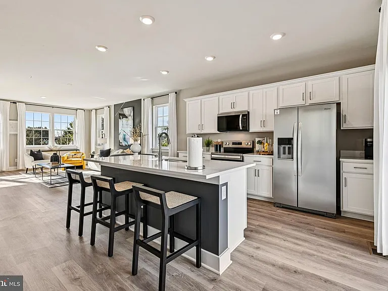 137 Willett Hollow St — Photo 30