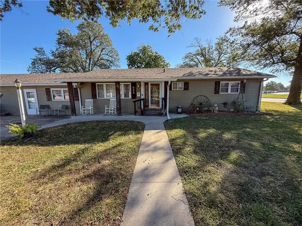 920 S Wilson Ave, Chanute, KS 66720