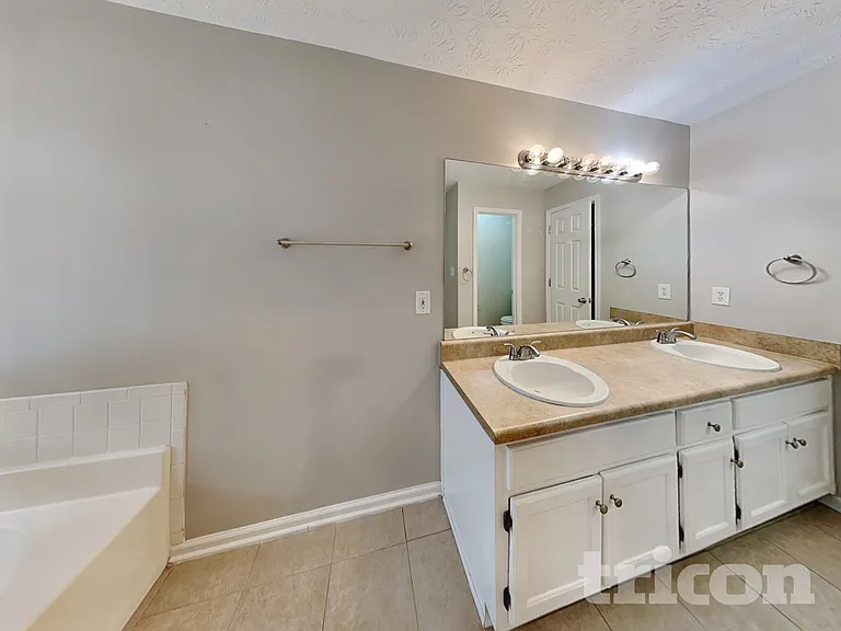 235 Red Maple Dr — Photo 10