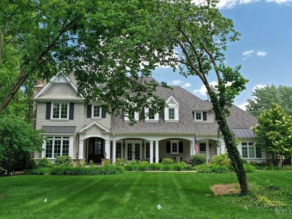 7S361 Arbor Dr, Naperville, IL 60540