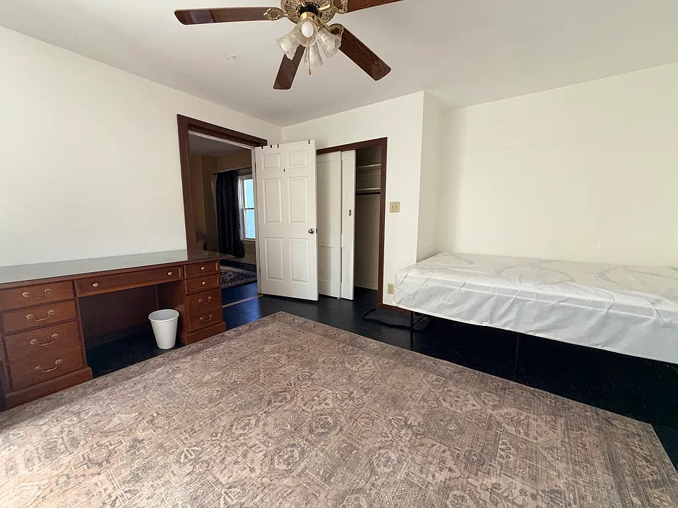 135 Englewood Ave