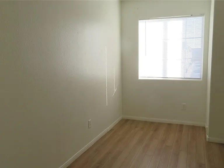 3014 Sunrise Bay Ave — Photo 19