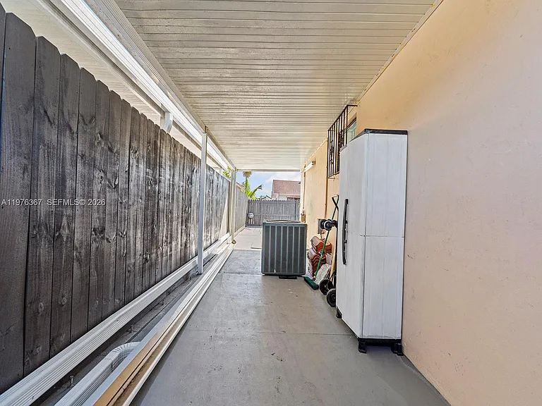 7121 SW 102nd Ct — Photo 28