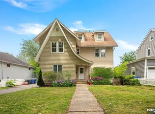 420 Carmita Ave APT 1, Rutherford, NJ 07070