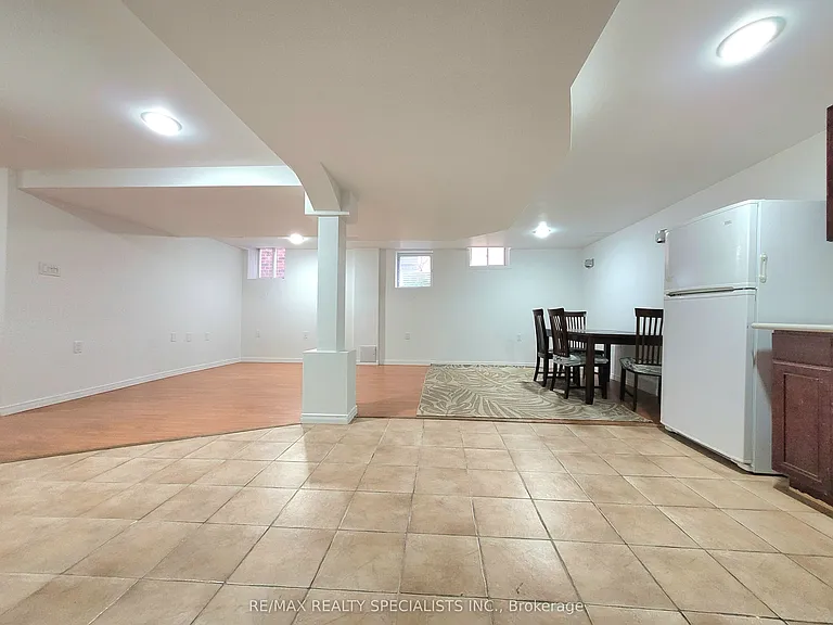 24 Blazing Star Dr #BASEMENT — Photo 6