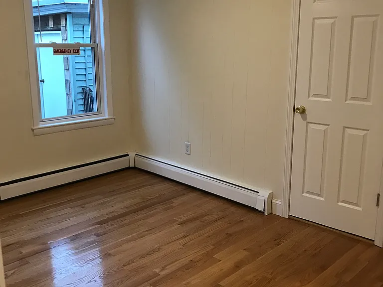 805 Merrimack St #3 — Photo 8