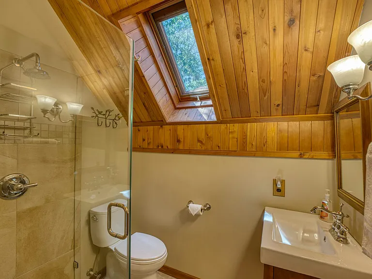 402 Wilderness Dr — Photo 17