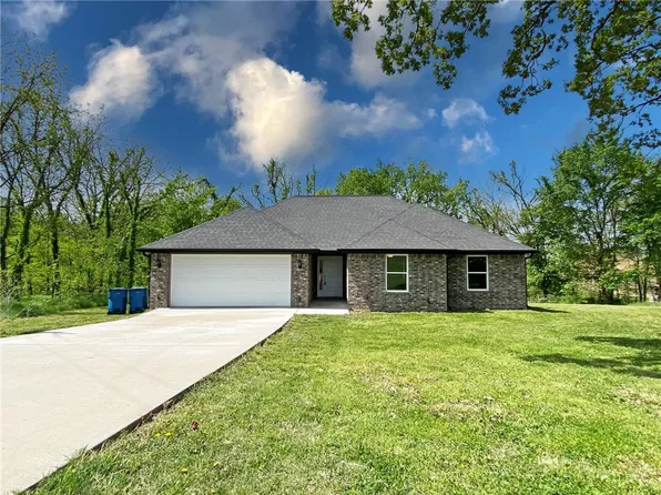 16 Dugan Cir, Bella Vista, AR 72715