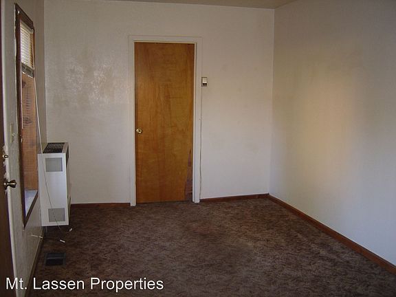 3rd image of 6 Monrovia St APT 5