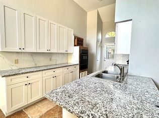 9322 Stonecreek Ln, Houston, TX 77036