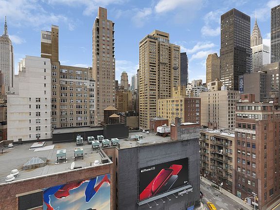 2nd image of 225 E 36th St APT 15O