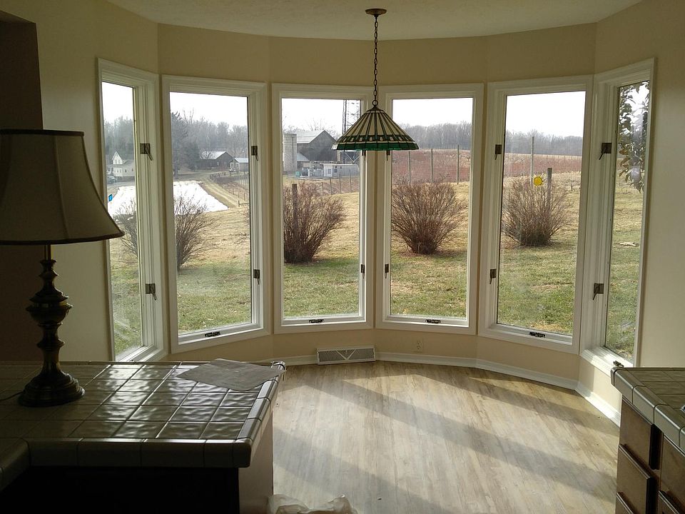 Looking from kitchen to breakfast nook