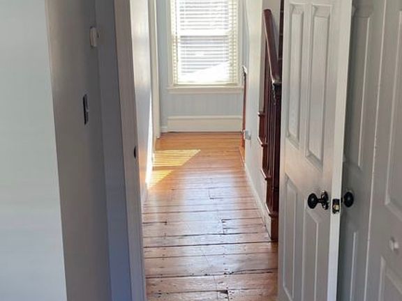 3rd image of 59 Ferry St