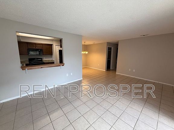 4th image of 4693 Pheasant Run Dr #1-A