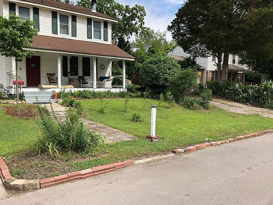 1st image of 7429 Glenroie Ave