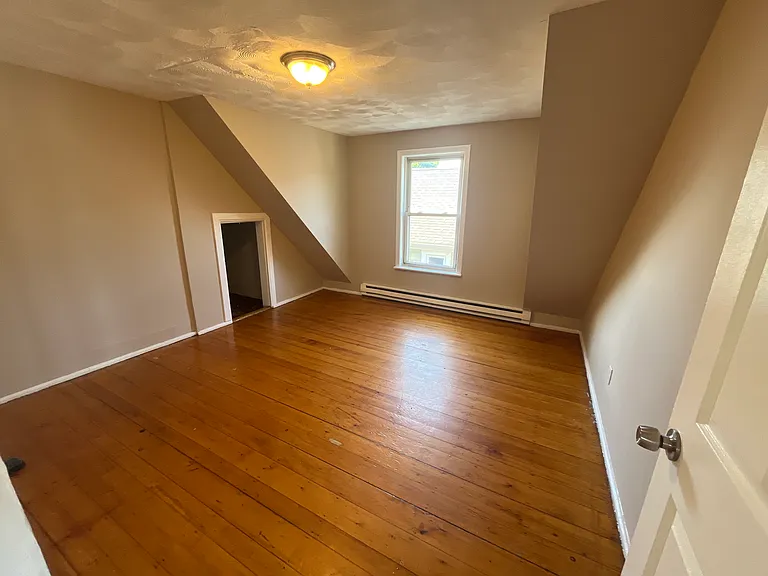 94 Chatham St #1 — Photo 12