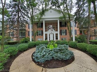 79 Atterbury Blvd APT 215, Hudson, OH 44236